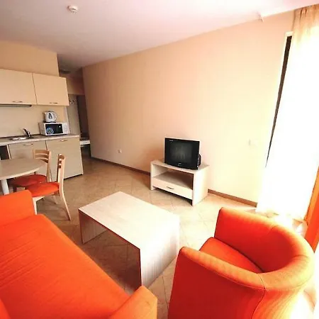 Royal Sun Apartment Eh Apartman *