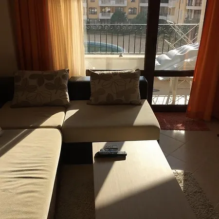Lägenhet Royal Sun Apartment Eh *