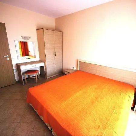 Royal Sun Apartment Eh